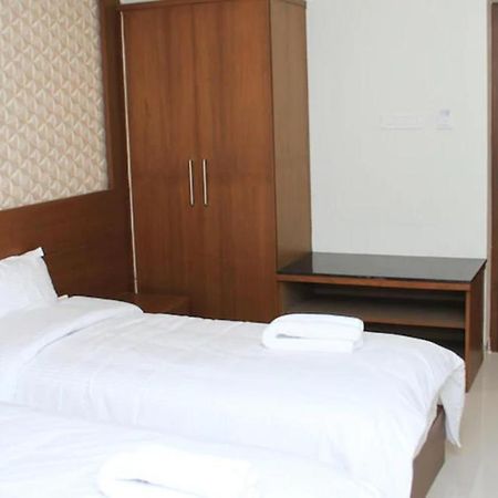 A And M Rooms And Residences Chennai Esterno foto